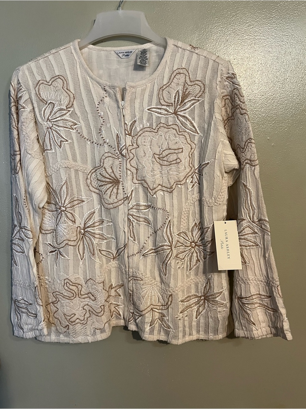 Laura Ashley Cream Embroidered Floral Jacket Full Zip 100% Cotton Y2K LP NWT
